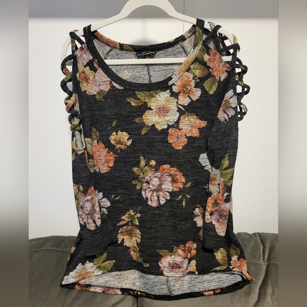 Corvia Floral Top (S0008)